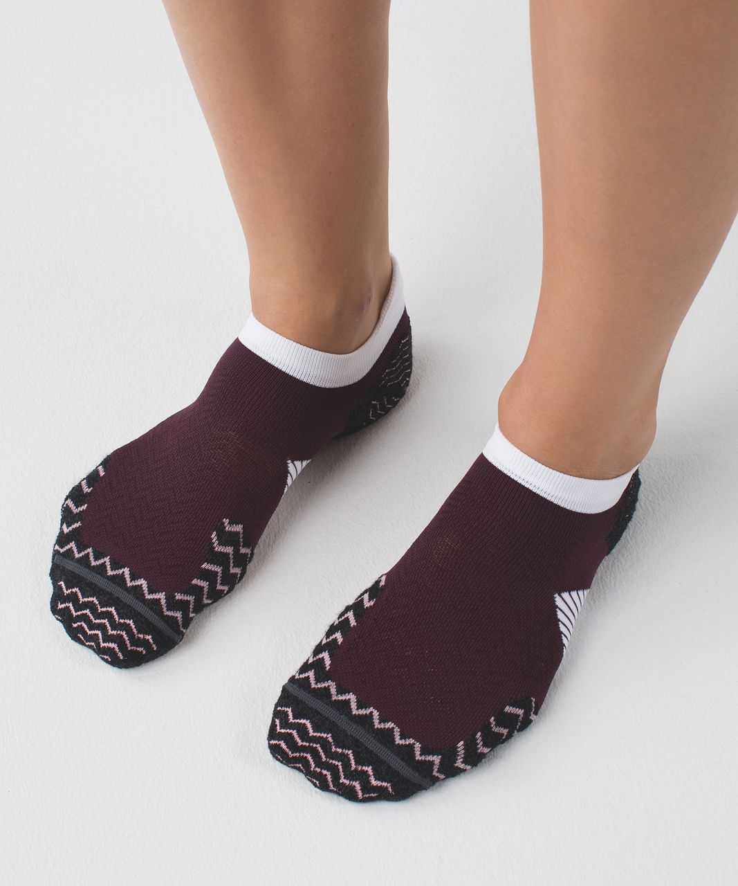 Lululemon Speed Sock - Bordeaux Drama / Dark Slate / Bleached Coral