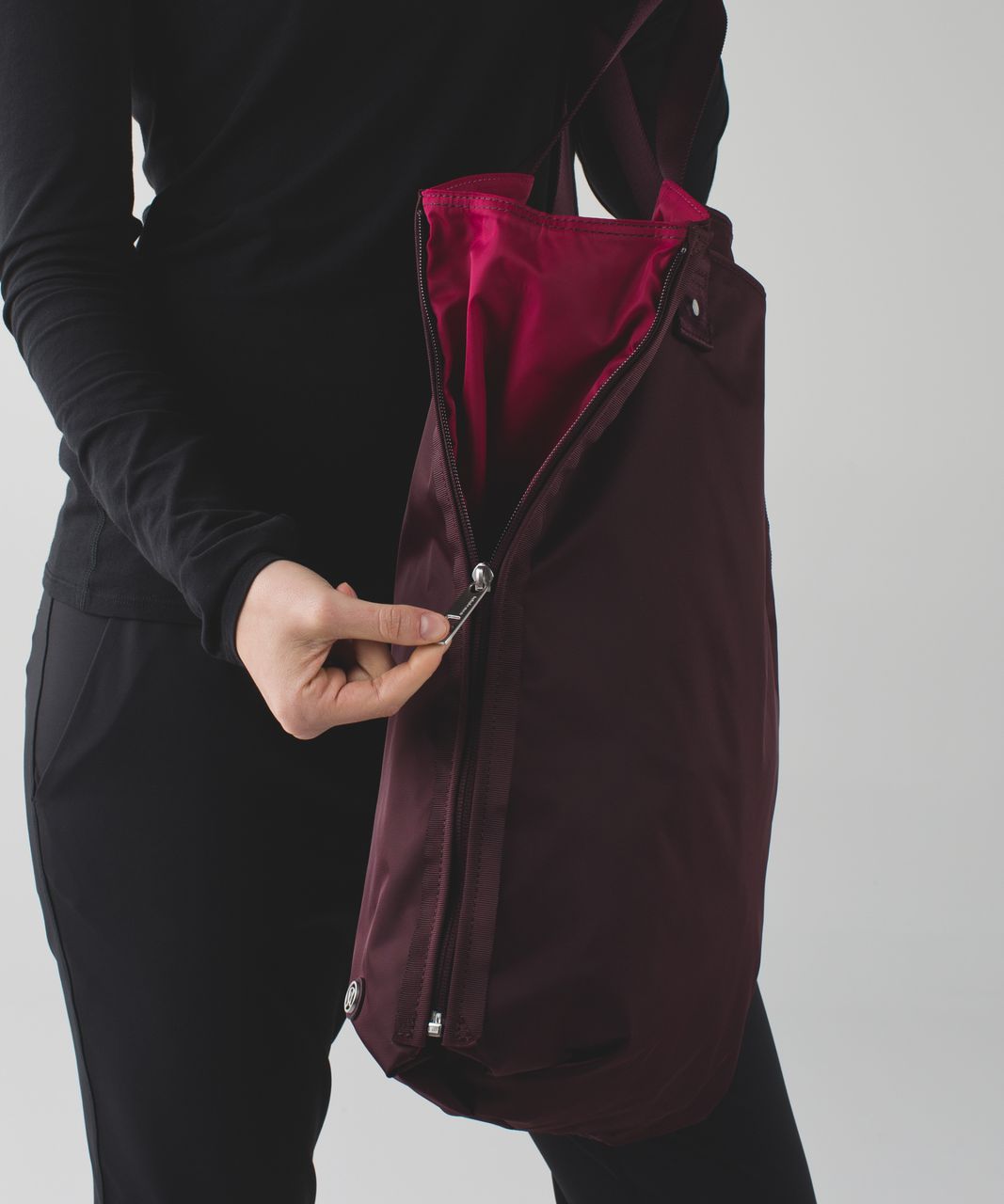 Lululemon Bring It Om Tote - Berry Rumble / Bordeaux Drama