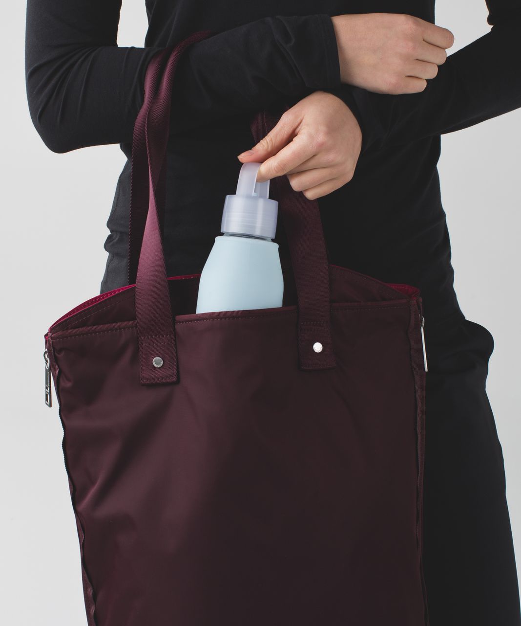 Lululemon Bring It Om Tote - Berry Rumble / Bordeaux Drama