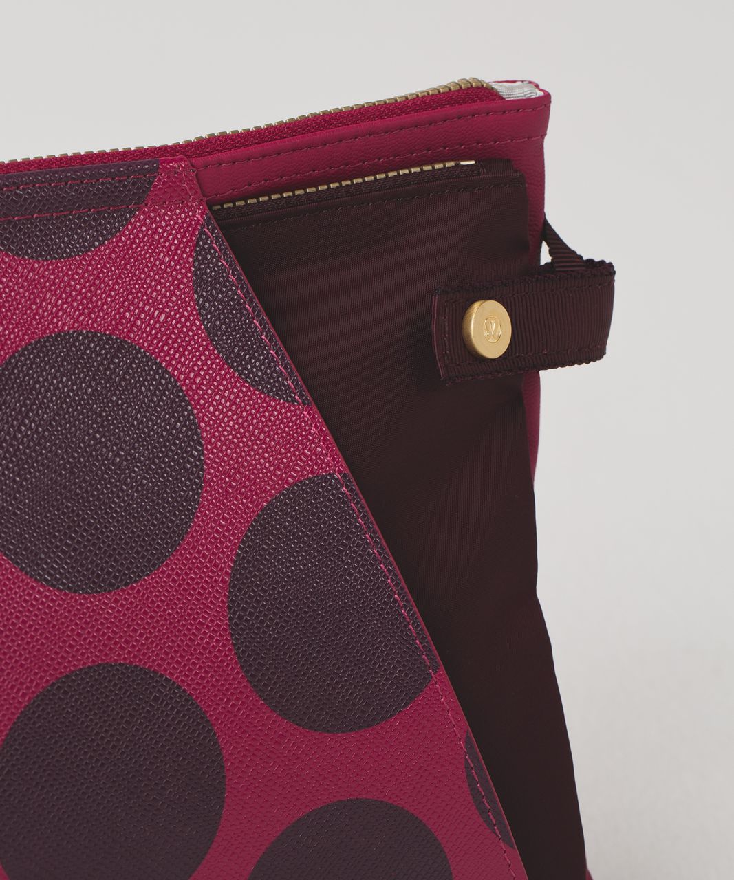 Lululemon In The Present Pouch - Dottie Berry Rumble Bordeaux Drama / Bordeaux Drama