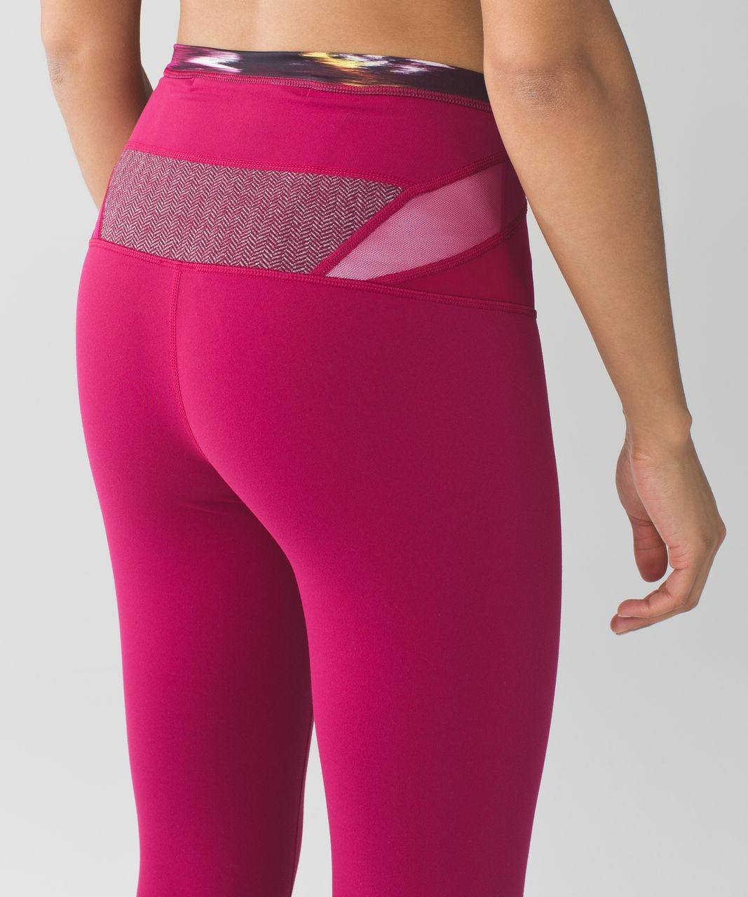 Lululemon Wunder Under Crop (Hi-Rise) *Full-On Luon - Berry Rumble / Pigment Wind Berry Rumble Multi