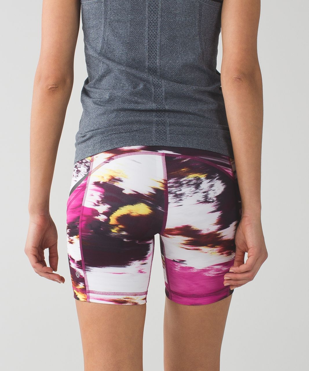 Lululemon What The Sport Short II - Pigment Wind Berry Rumble Multi