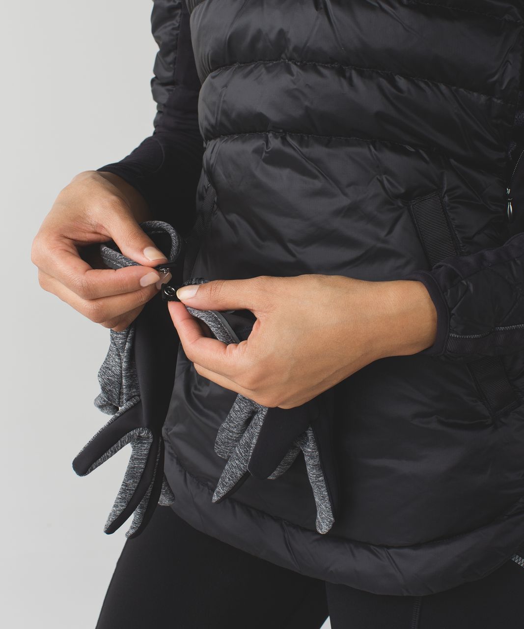 Lululemon Frosty Run Gloves - Black