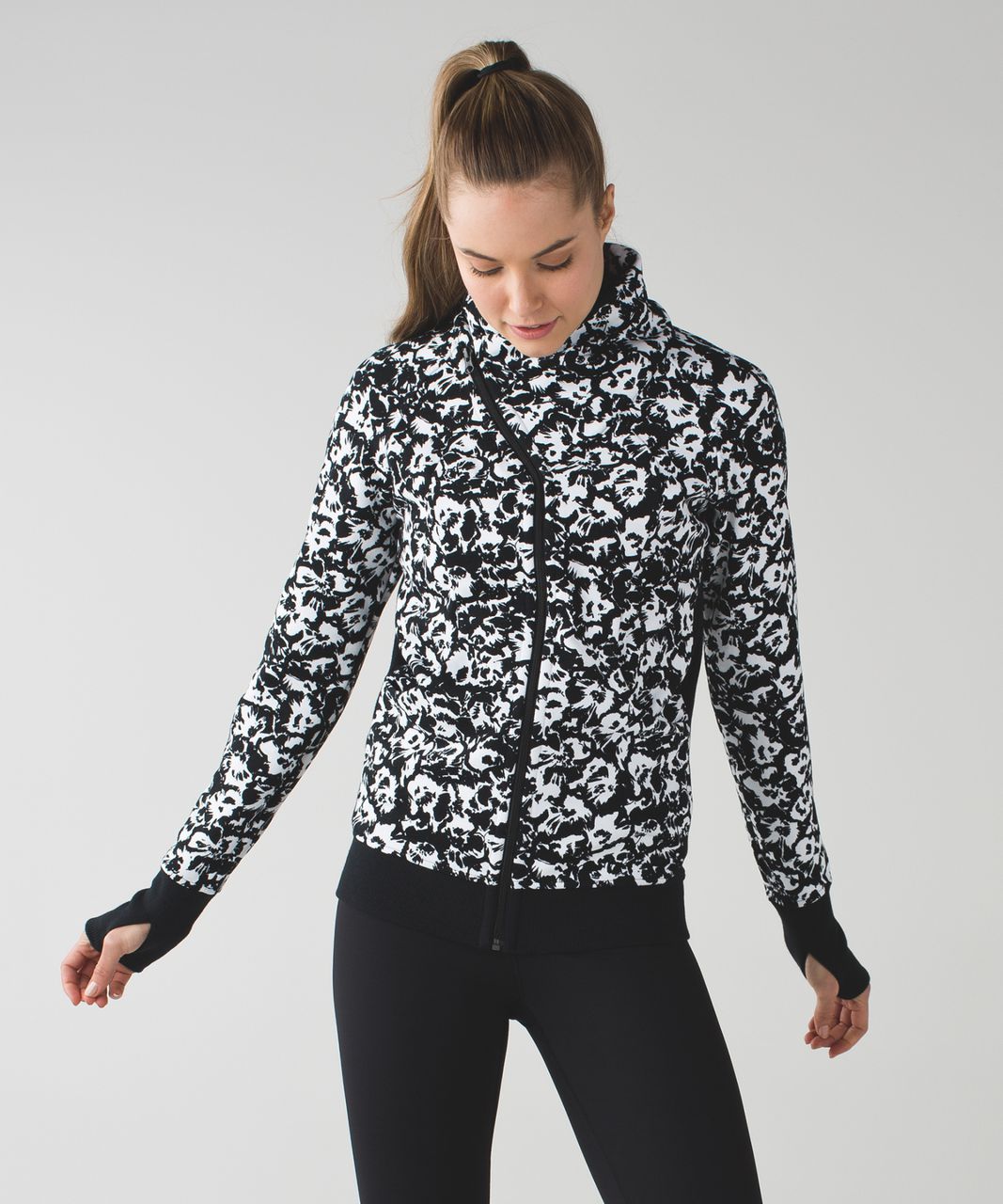 Lululemon Cozy Cuddle Up Jacket - Fleur Sombre White Black / White ...