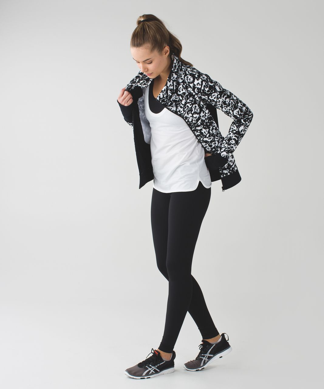 Lululemon Cozy Cuddle Up Jacket - Fleur Sombre White Black / White / Black  - lulu fanatics