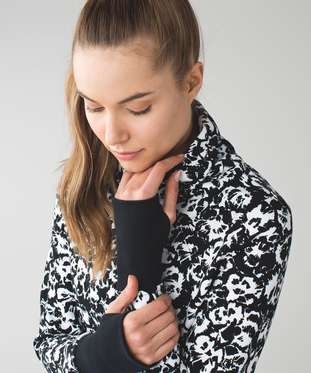 Lululemon Cozy Cuddle Up Jacket - Fleur Sombre White Black / White / Black