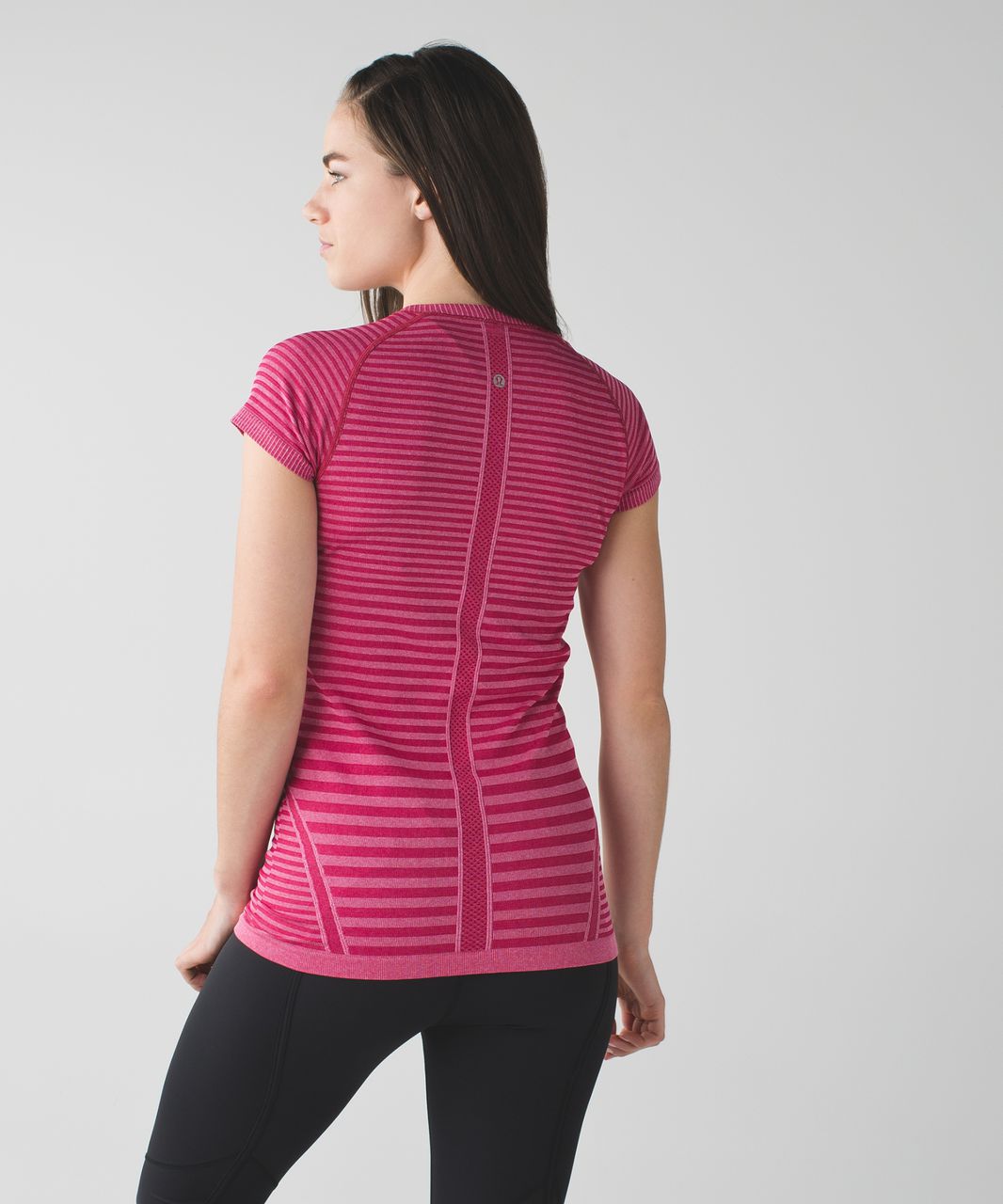 Lululemon Swiftly Tech Short Sleeve Crew - Heathered Berry Rumble