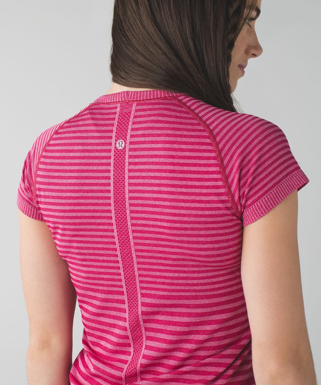 Lululemon Swiftly Tech Short Sleeve Crew - Heathered Berry Rumble