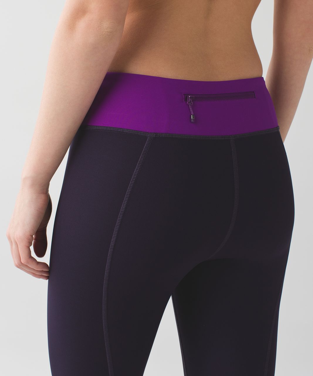 Lululemon Tight Stuff Tight II (25) - Salt Alpine White Black