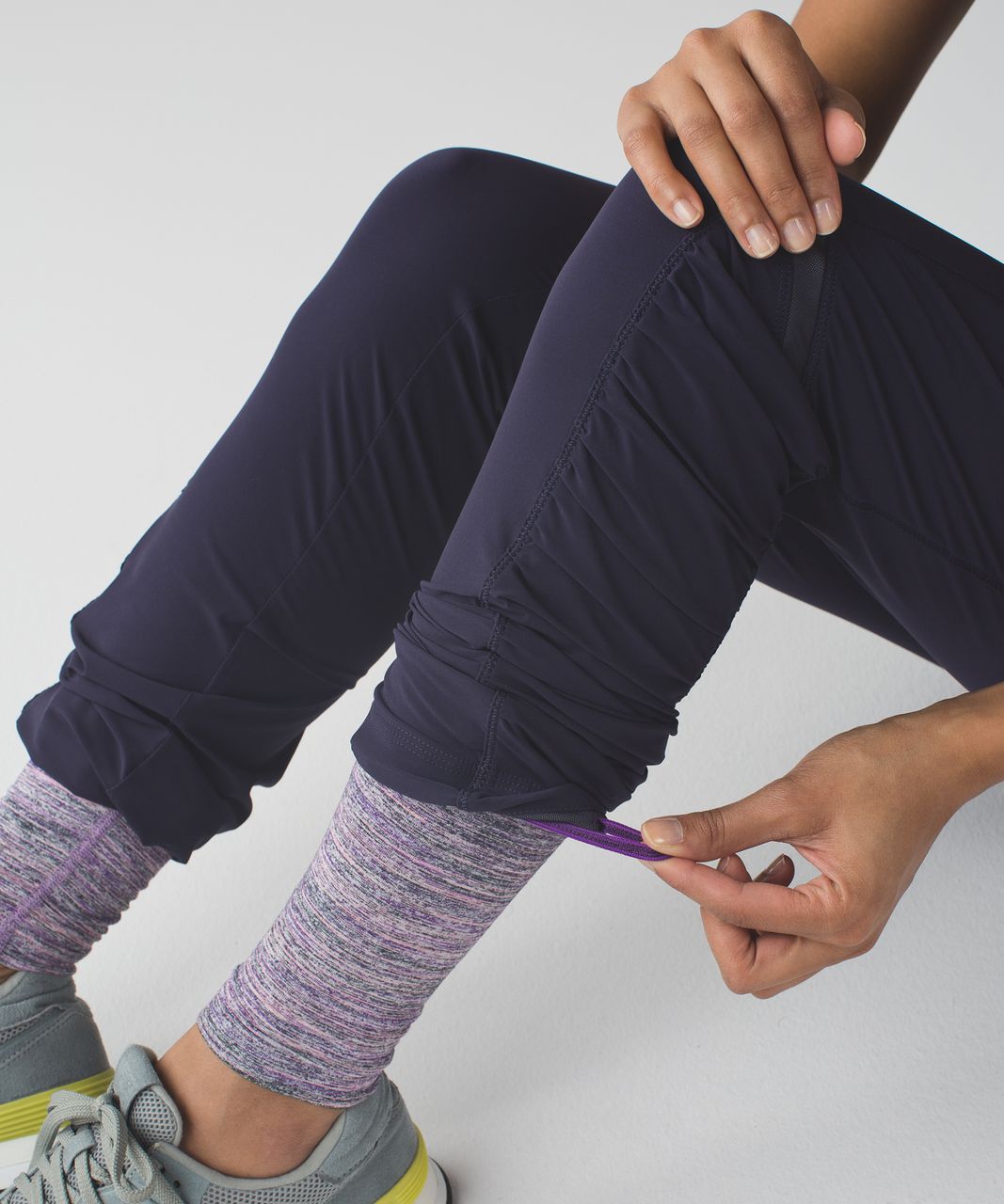 Lululemon Runderful Pant - Black Grape / Space Dye Camo Tender Violet Black Grape