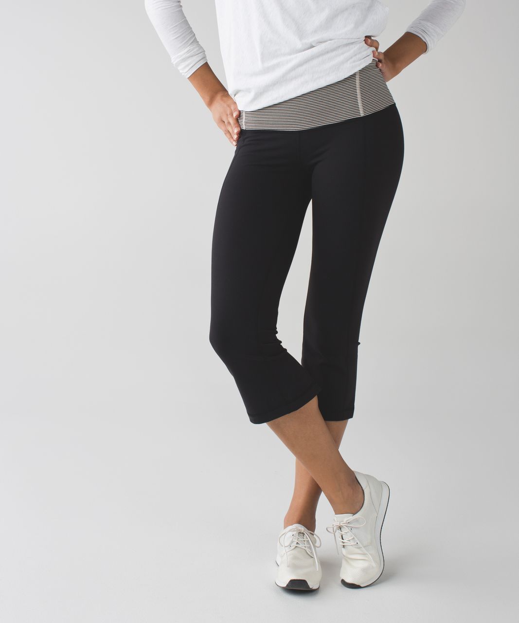 Lululemon Gather & Crow Crop II - Black - lulu fanatics