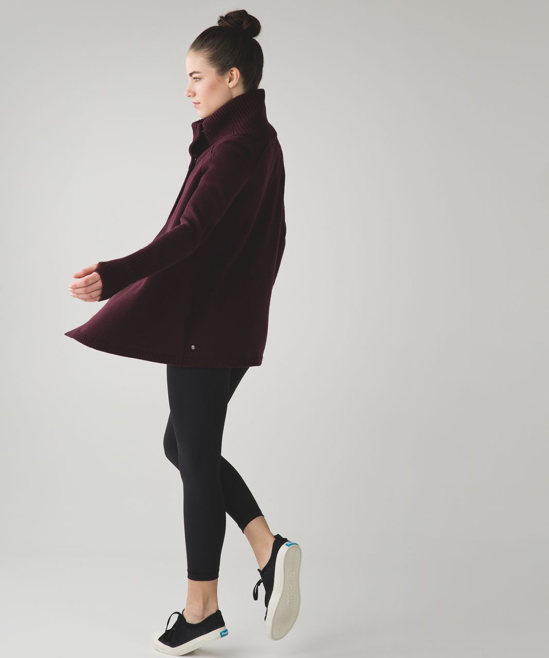 Lululemon Karmic Cocoon Wrap - Heathered Bordeaux Drama