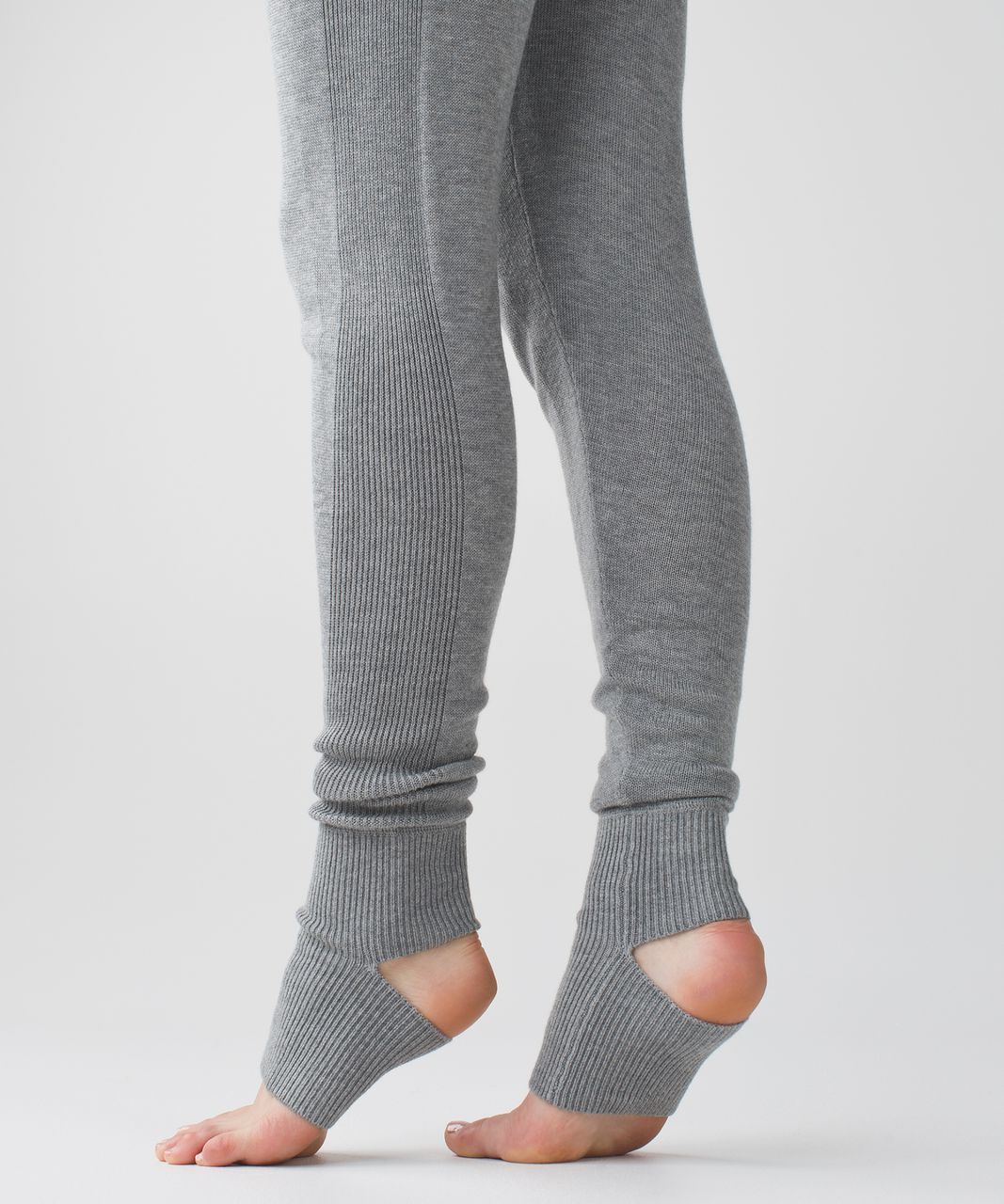 Lululemon Find Your Mantra Pant - Heathered Medium Grey / Heathered Dark  Grey - lulu fanatics