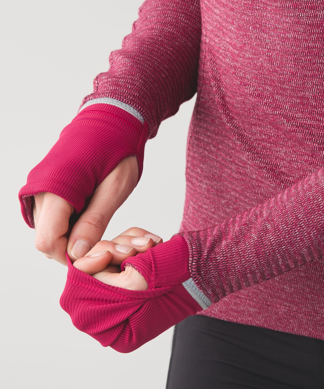 Try-On Reviews: Lululemon Runderful 1/2 Zip + 5 Mile LS + More