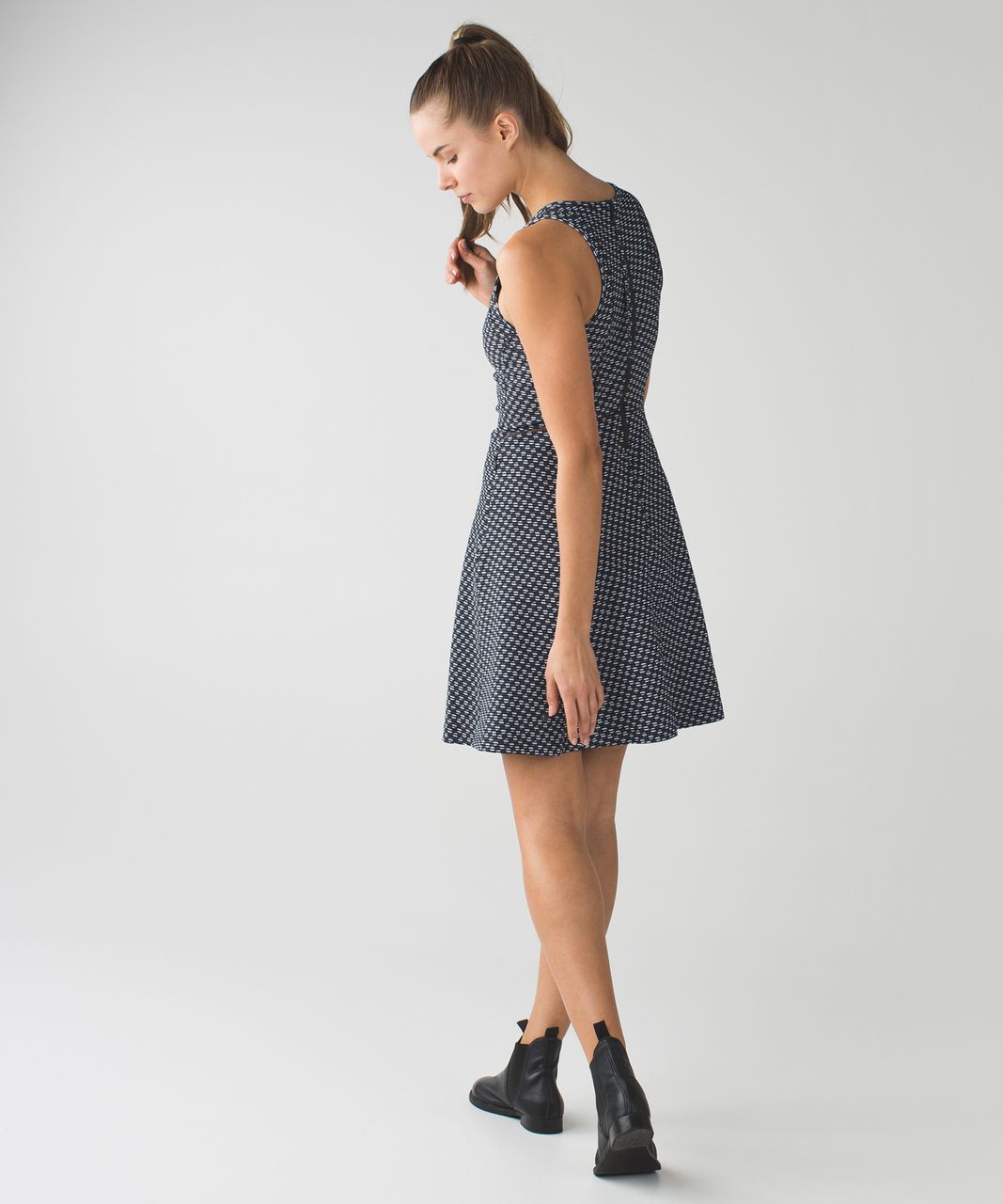 Lululemon &go 'Til Dawn Dress - Deep Dive White Black / Black