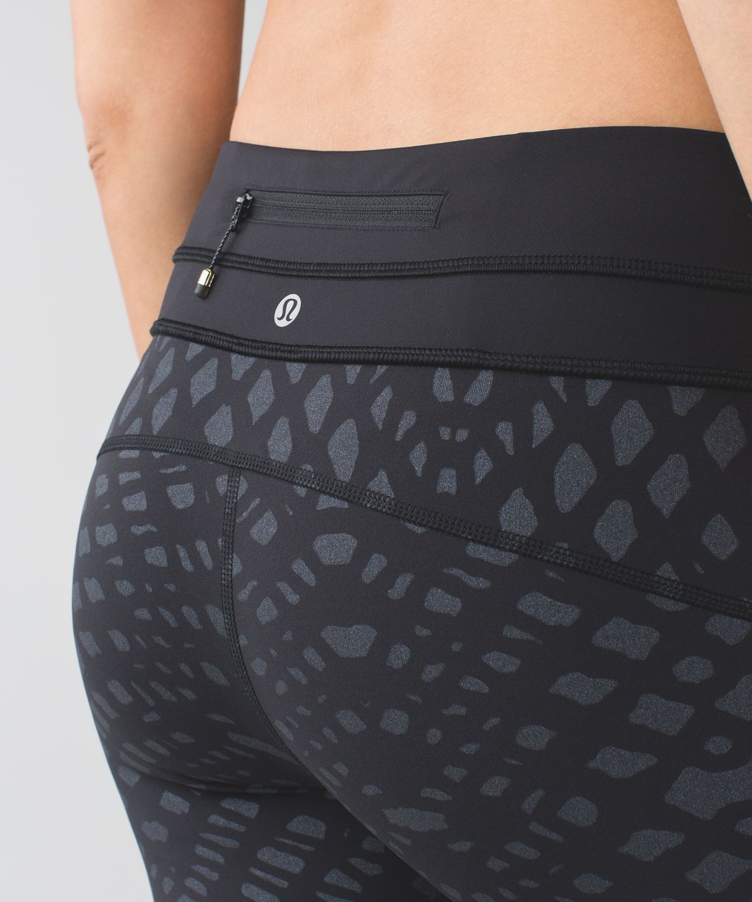 Lululemon Pace Tight *Full-on Luxtreme - Lace Play Shimmer Black Black / Black