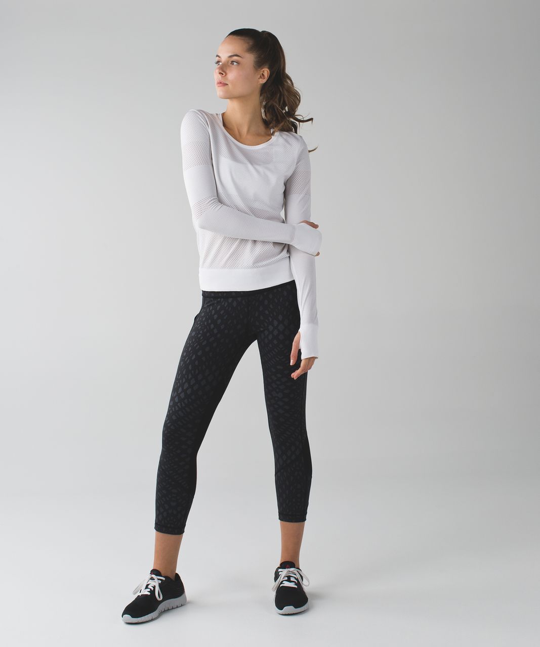 Lululemon Pace Rival Crop *22 - Lace Play Shimmer Black Black / Black -  lulu fanatics