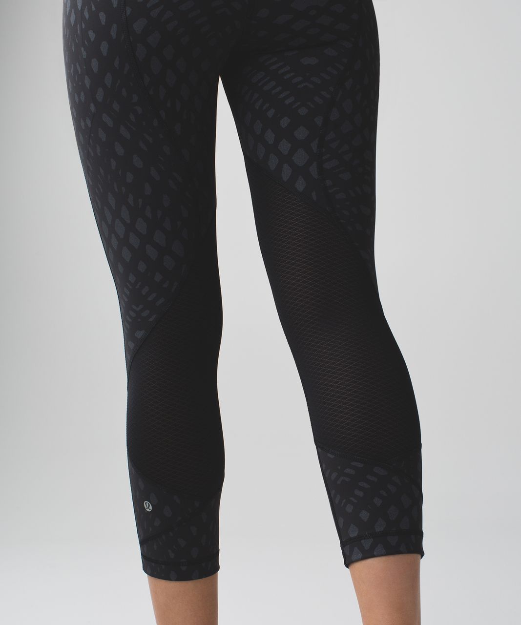 Lululemon Pace Rival Crop *22" - Lace Play Shimmer Black Black / Black