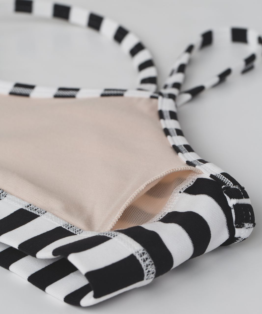 Lululemon Flow Y Bra IV - Apex Stripe Black White / Black - lulu fanatics