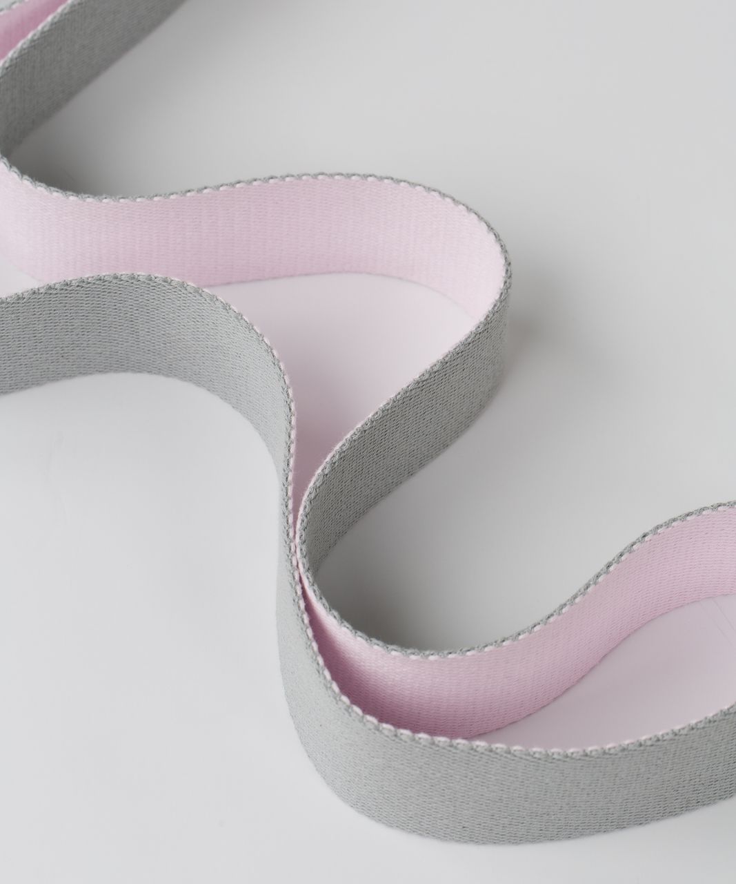 Lululemon No Limits Stretching Strap - Silver Spoon / Powdered Rose
