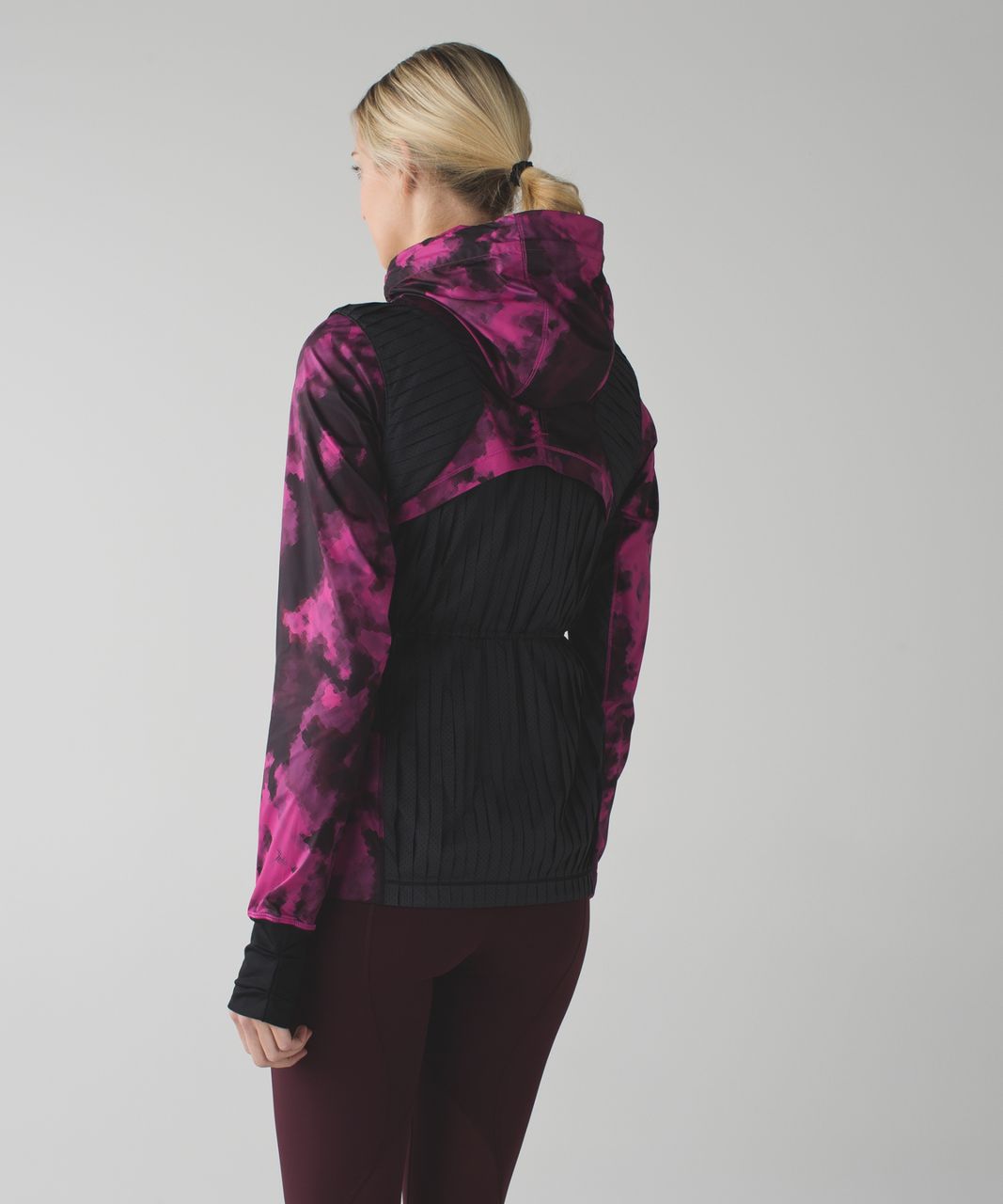 Lululemon Vent It Out Jacket - Blooming Pixie Raspberry Black / Black