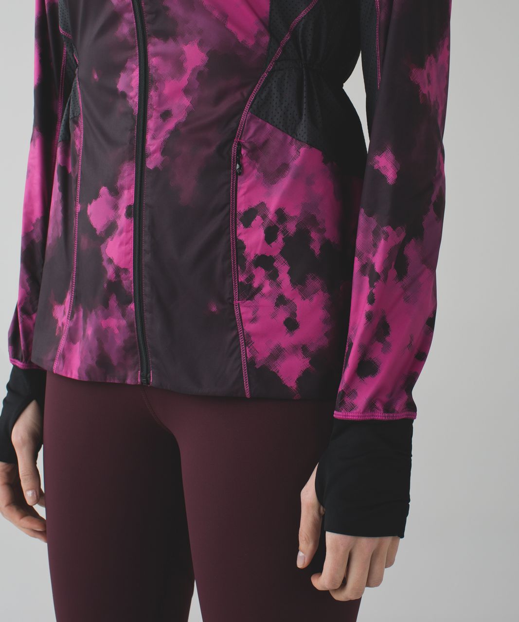 Lululemon Vent It Out Jacket - Blooming Pixie Raspberry Black / Black