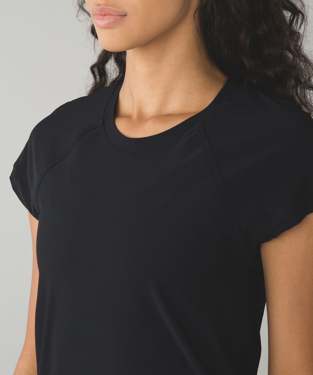 Lululemon Vent It Tee - Black