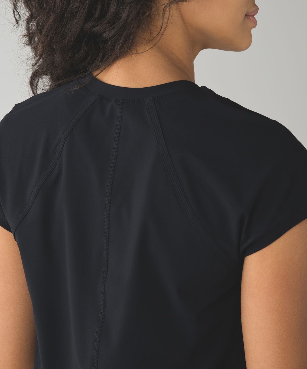 Lululemon Vent It Tee - Black