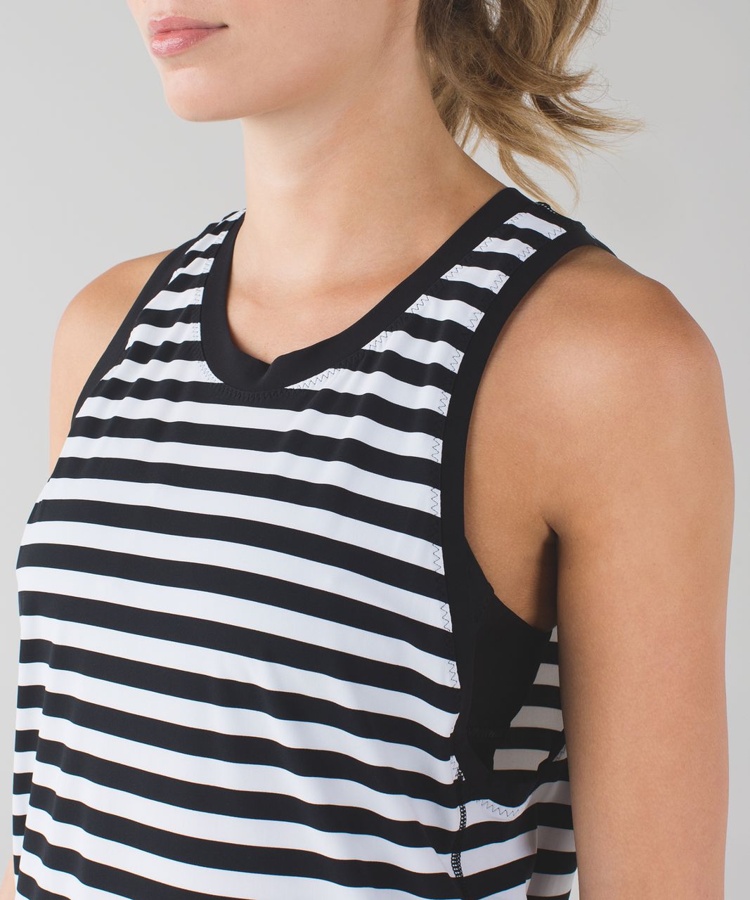 Lululemon Vent It Tank - Apex Stripe Printed White Black / Black