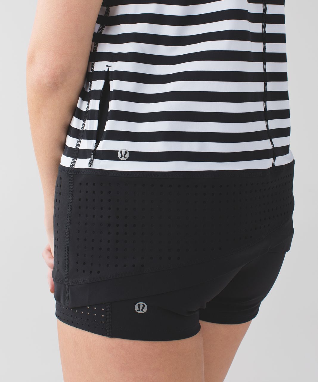 Lululemon Vent It Tank - Apex Stripe Printed White Black / Black