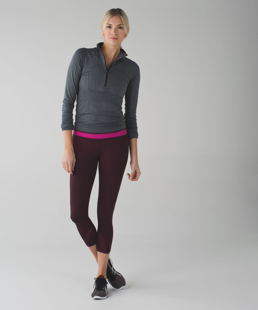 Lululemon Run: Inspire Crop II *All Luxtreme - Bordeaux Drama