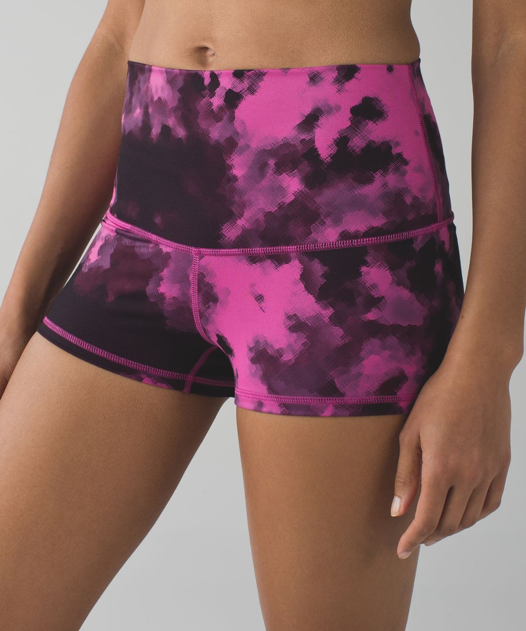 Lululemon Boogie Short (Roll Down) *Full-On Luon - Blooming Pixie Raspberry Black