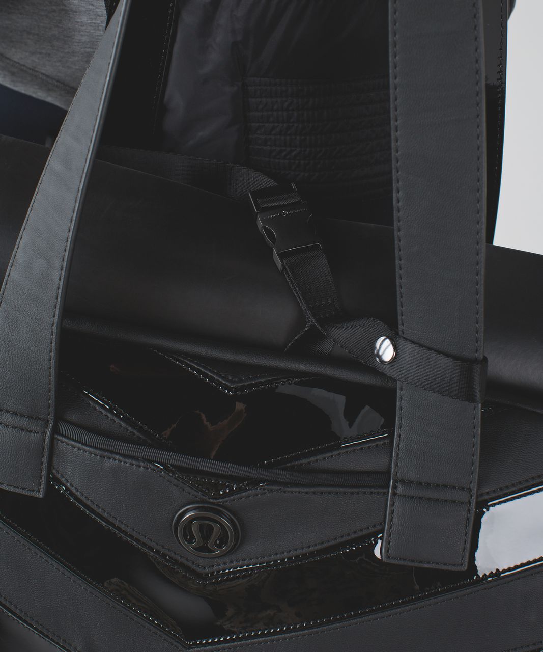 Lululemon Urban Sanctuary Bag - Black