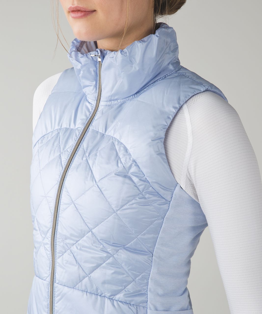 Lululemon Down For A Run Vest - Cool Breeze