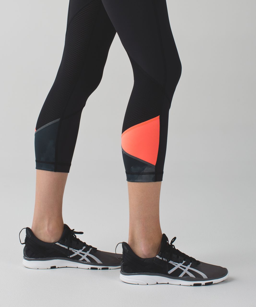 Lululemon Pace Rival Crop (Marathon) - Black - lulu fanatics