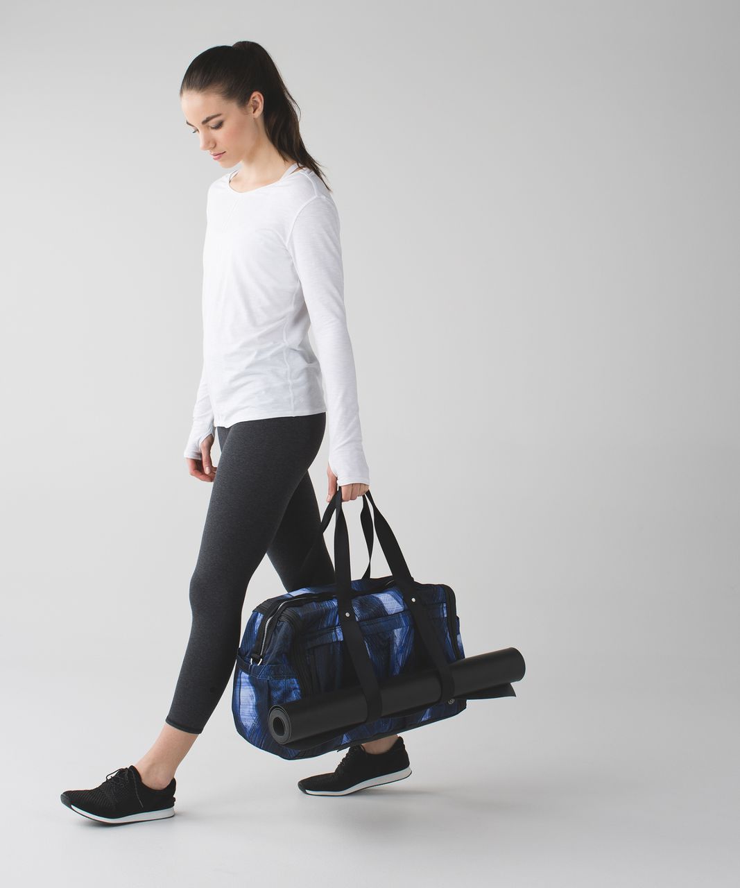 Lululemon Urban Warrior Duffel - Wind Chill Sprinkler Black / Black