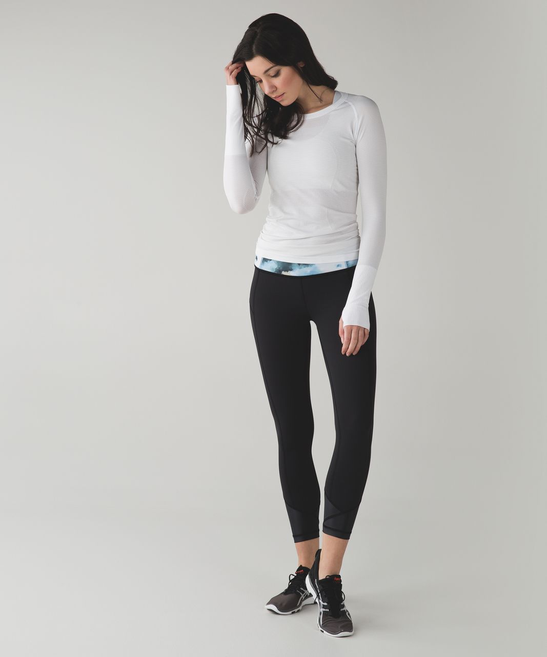 Lululemon Pace Queen Tight *Full-On Luxtreme - Black / Blooming Pixie Aquamarine Multi