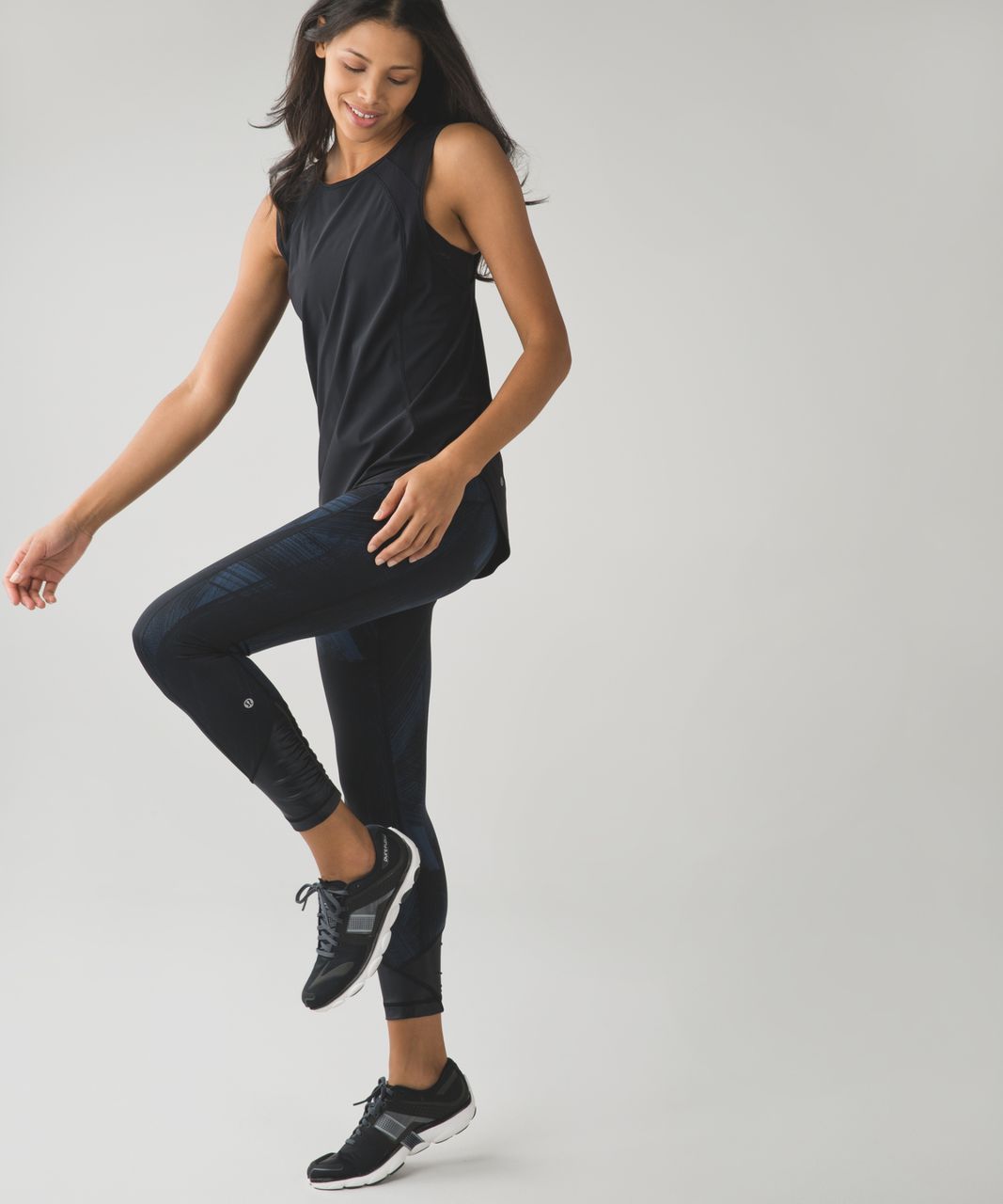 Lululemon Pace Queen Tight *Full-On Luxtreme - Wind Chill Deep Navy Black