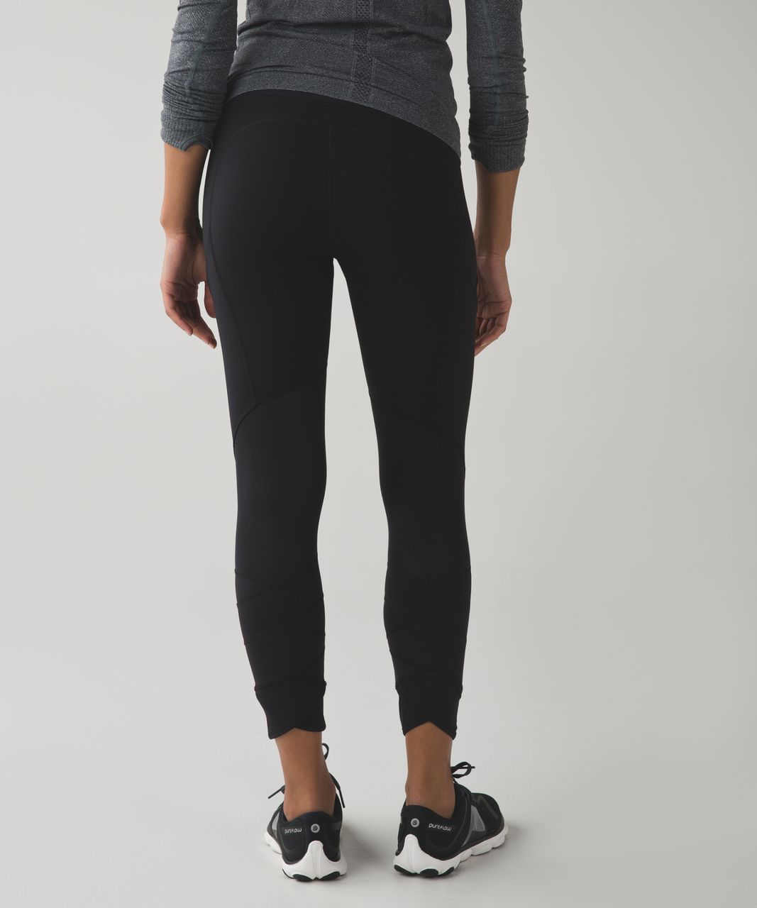 Lululemon Fresh Mesh Run Crop - Black