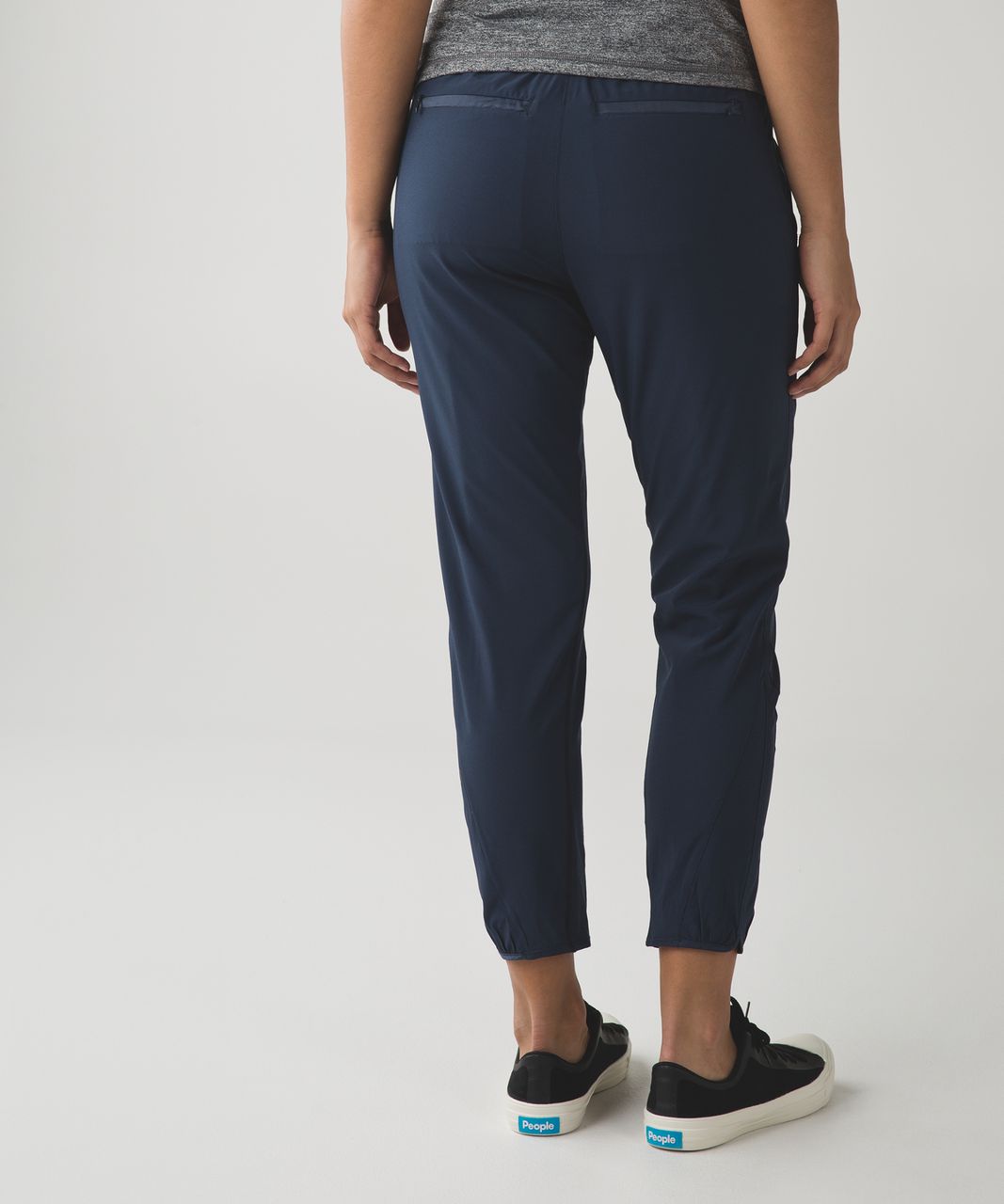 Lululemon \u0026go On The Go Jogger *Lined 