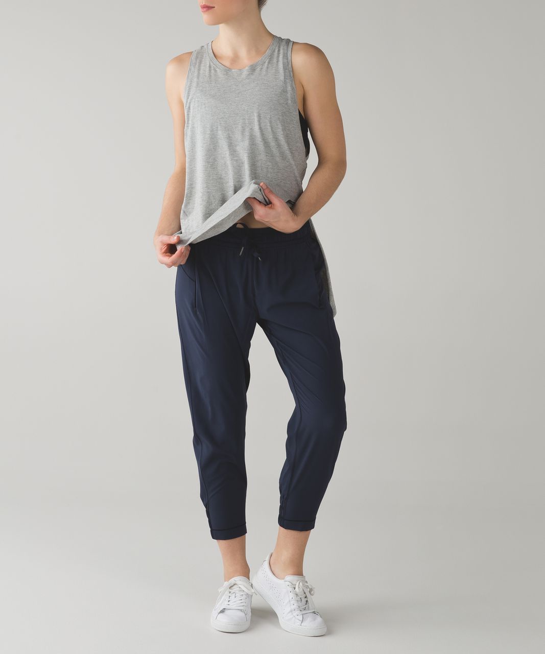 Lululemon Stretch It Out Crop - Inkwell