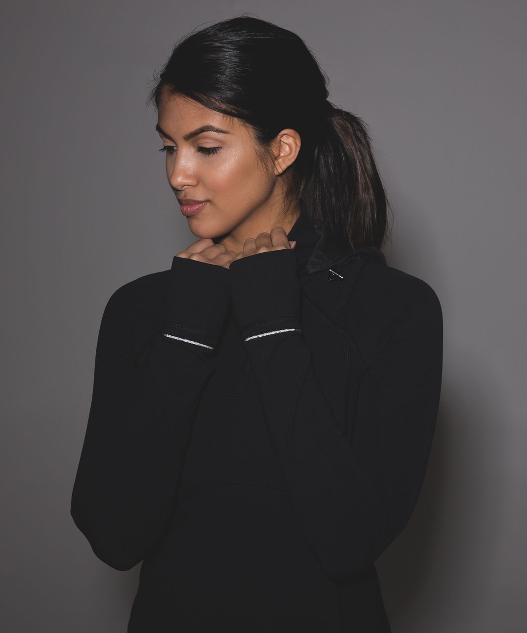 Lululemon Rain-On Train-On Pullover - Black