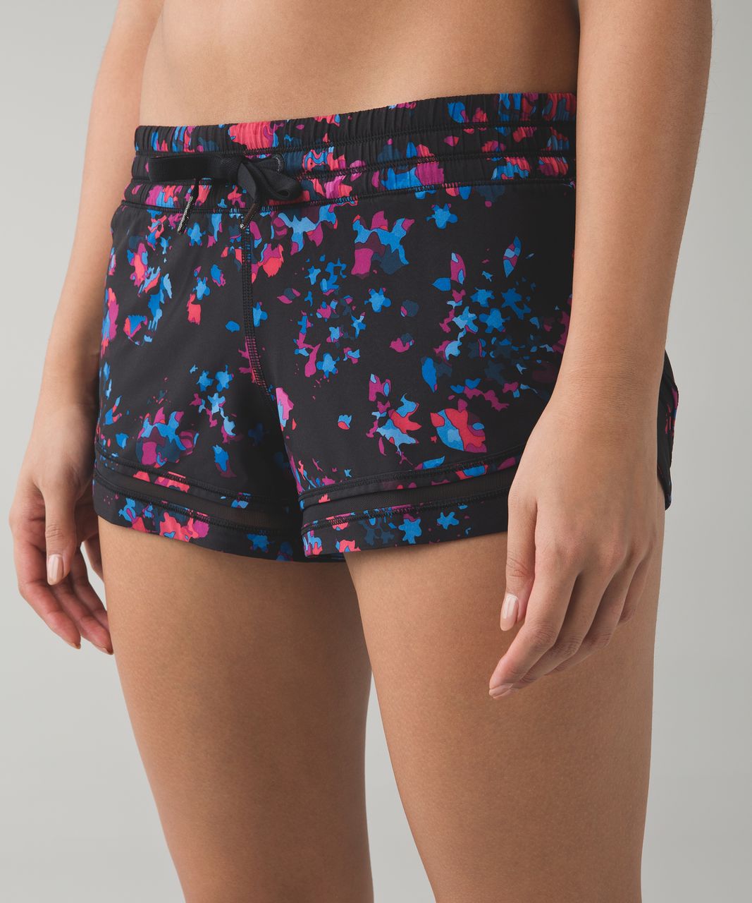 Lululemon Make A Move Short - Dandy Digie Multi