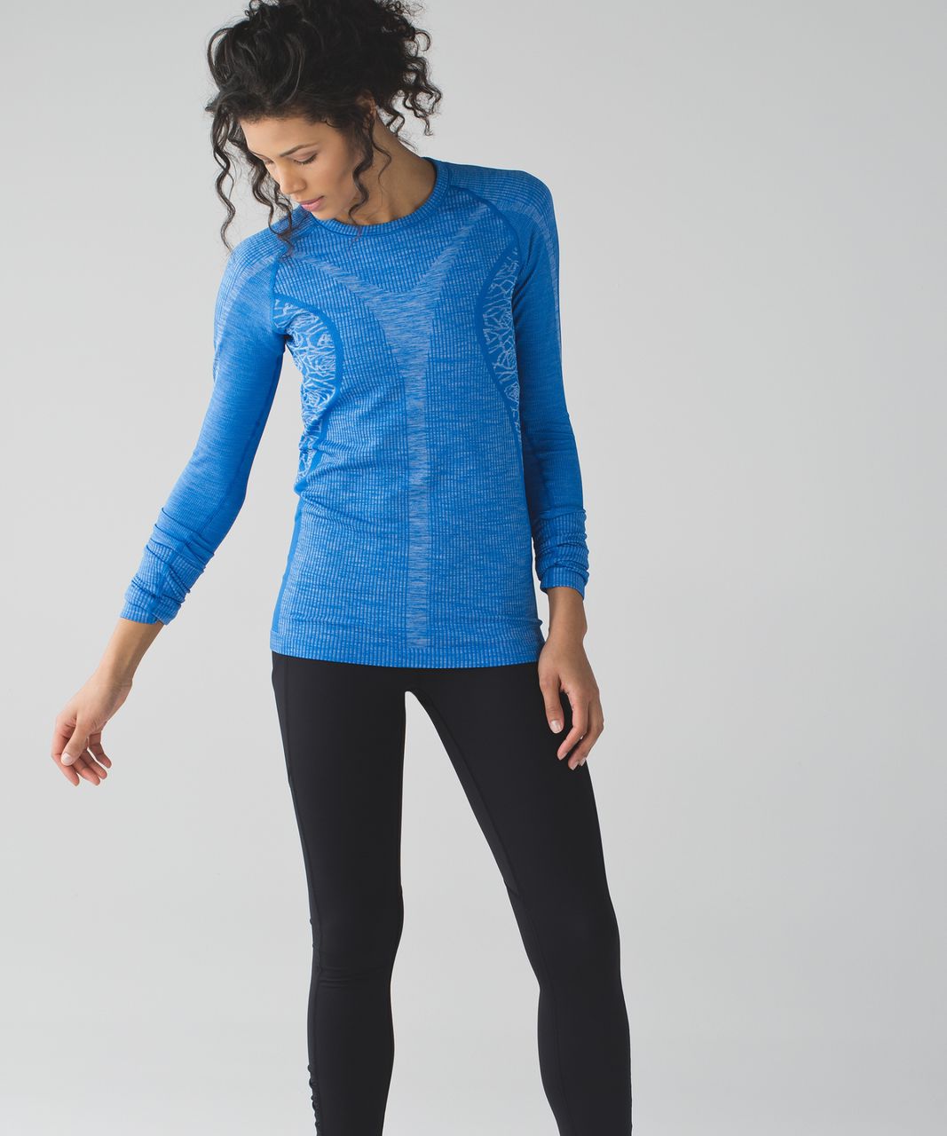 Lululemon Restless Pullover - Heathered Lakeside Blue