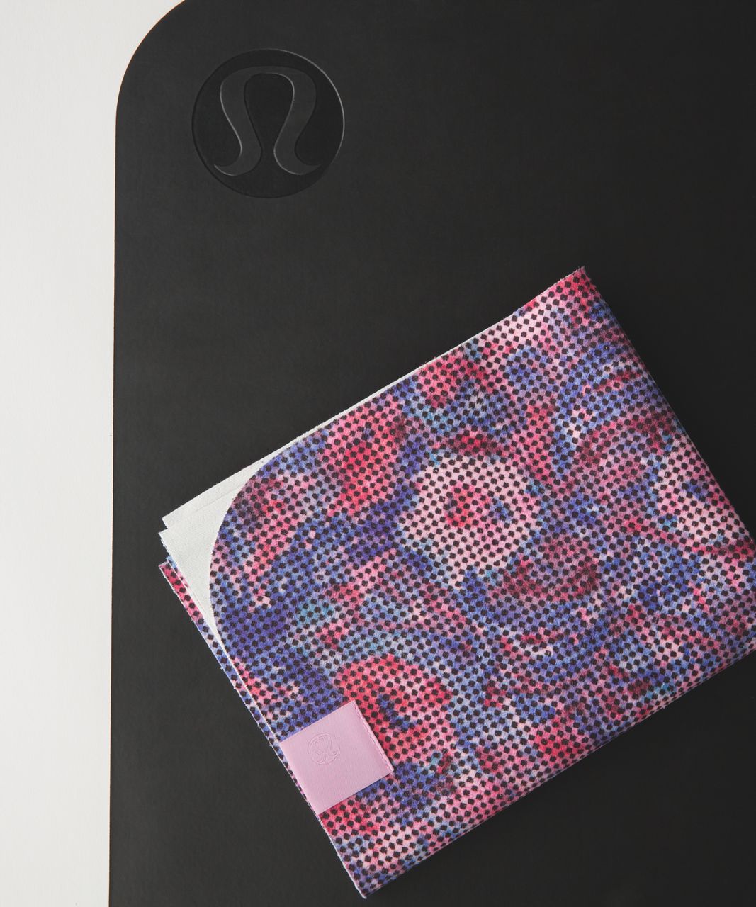 Lululemon The (Small) Towel - Checker Blooms Multi