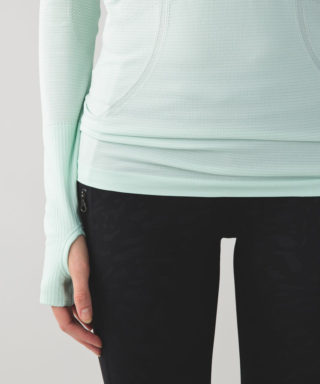 Lululemon Swiftly Tech Long Sleeve Crew (First Release) - Heathered Sea Mist