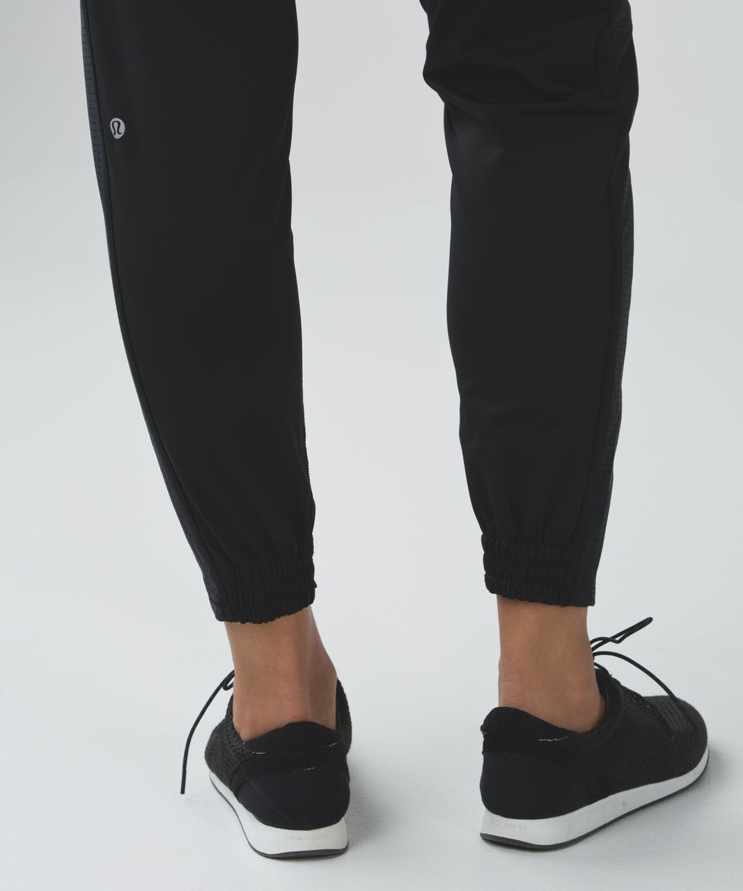 Lululemon Keep On Track Pant - Black