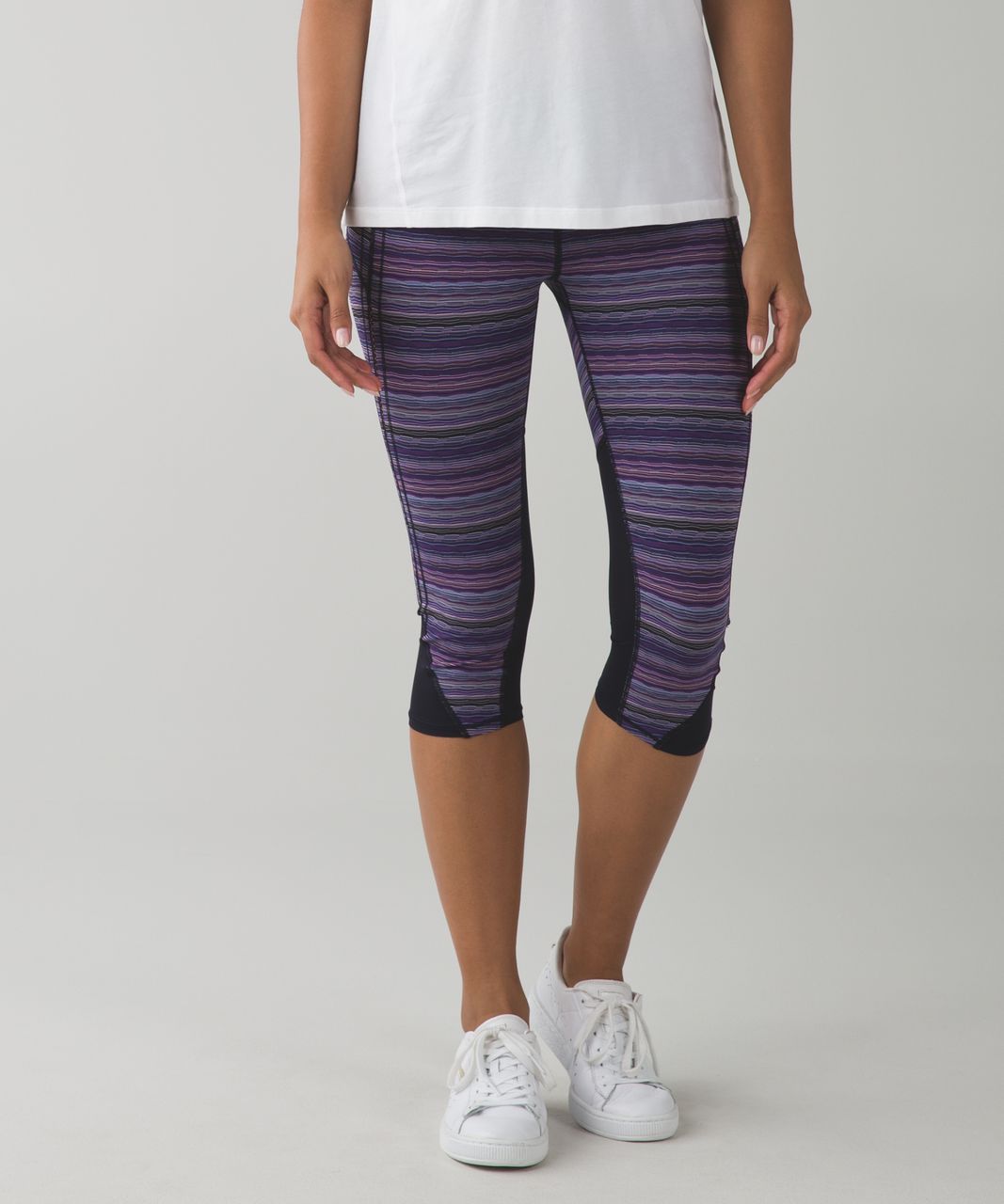 LULULEMON Vent it Out Crop Legging in Space Dye Twist Ultra Violet