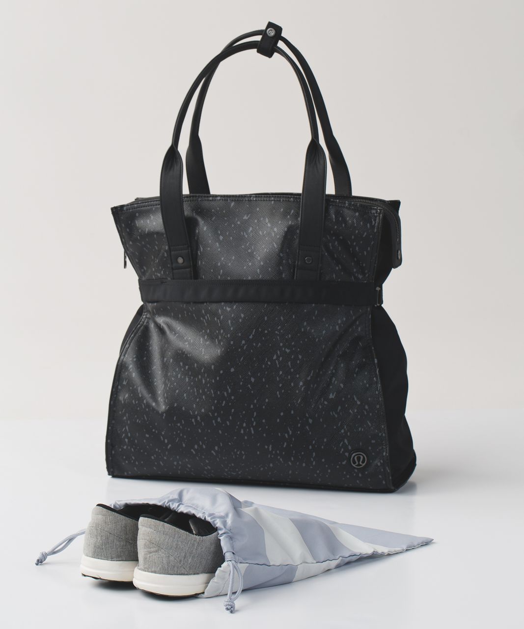 Lululemon Follow Your Bliss Bag - Exploded Butterfly Texture Dark Slate Black / Black