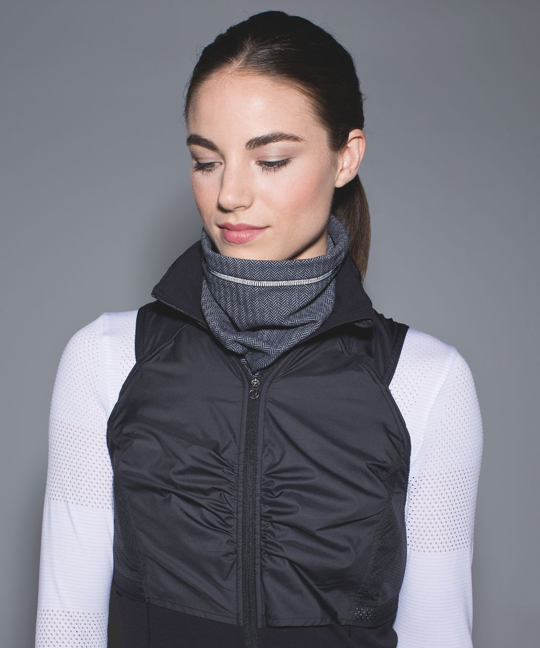 Lululemon Run And Done Neck Warmer - Heathered Herringbone Heathered Slate Black